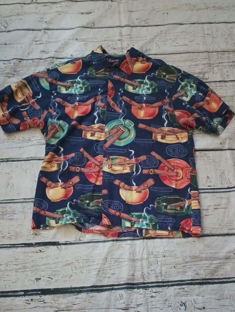 Fivecrown Men's Blue Red Cuban Cigar Print Short Sleeve Button Down Shirt L